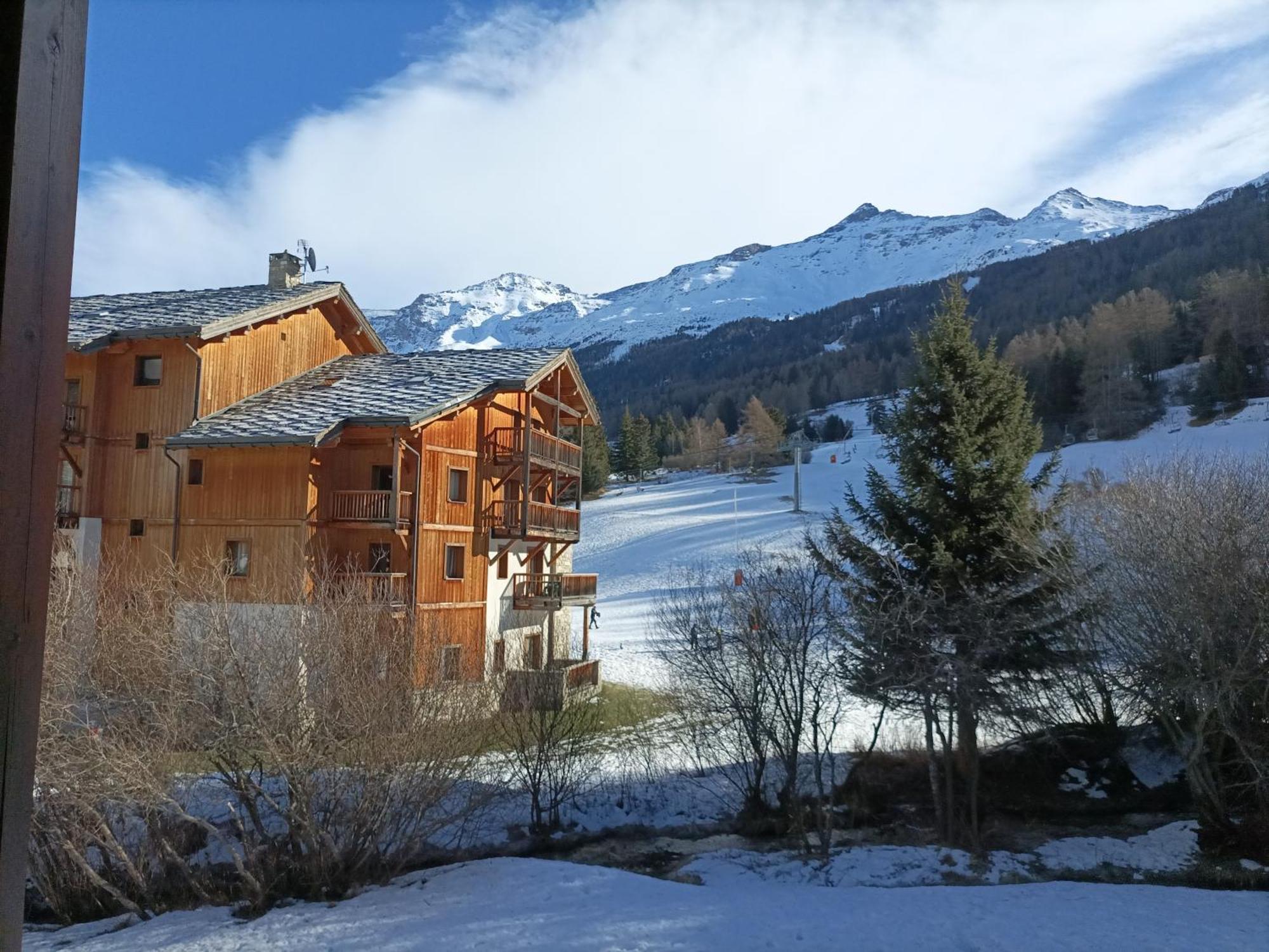 Residence Les Alpages 4 Etoiles - Appartement 4 Personnes - Piscine, Hammam, Sauna, Jacuzzi - Valcenis 73480 Lanslebourg-Mont-Cenis Exterior foto